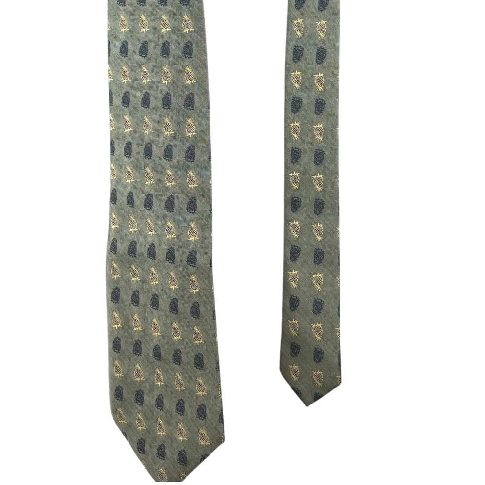 Tommy Bahama‎ Off Island Mens Silk Tie Olive Green Pineapple Herringbone Print